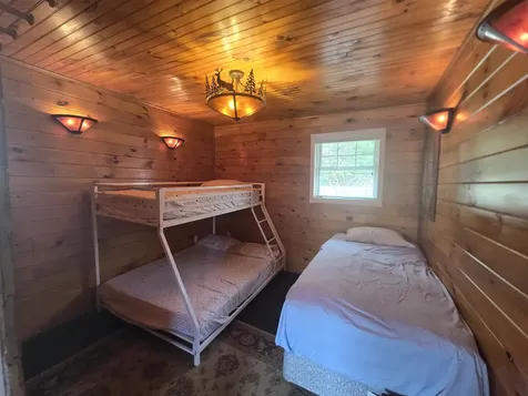 16 West Shore Drive Tinmouth VT 05773