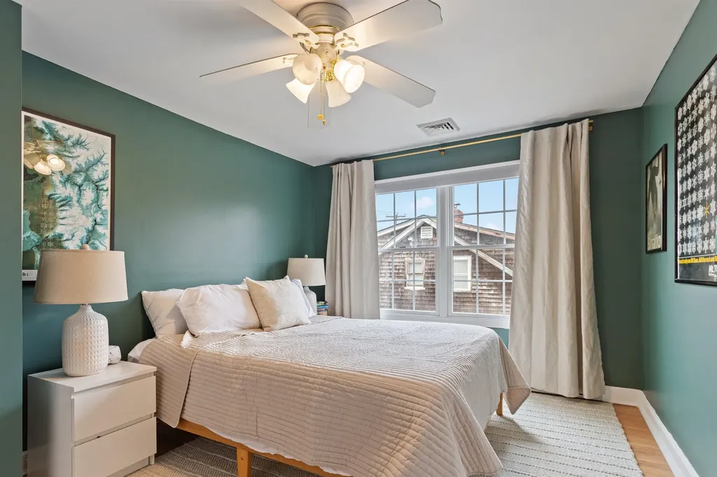 518 High Street Hampton NH 03842