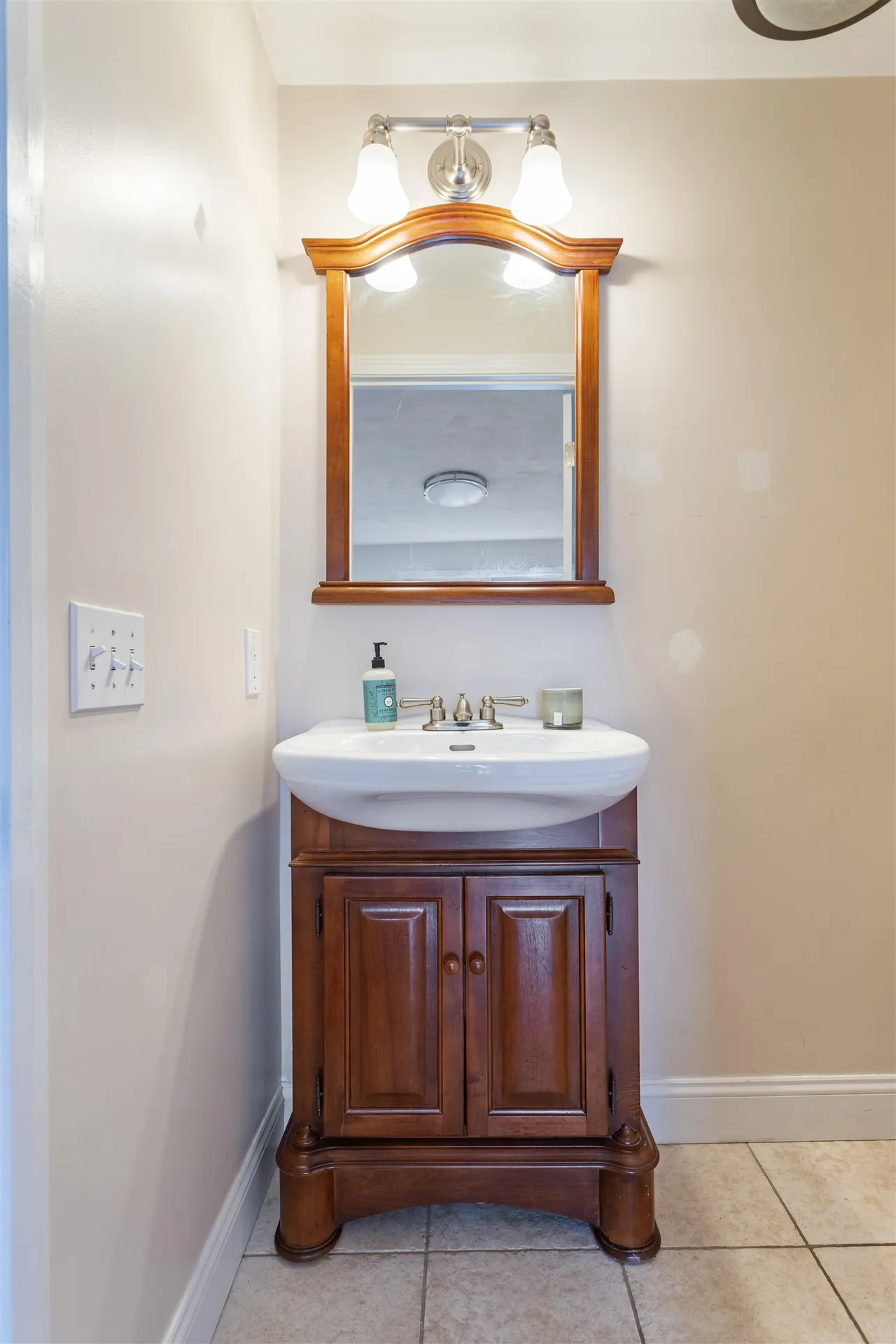 518 High Street Hampton NH 03842