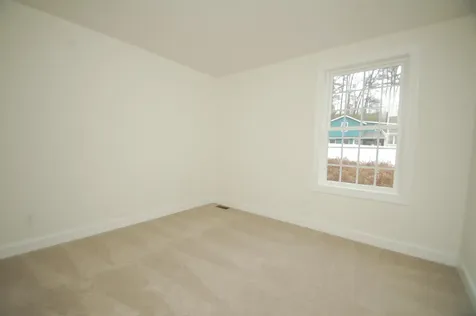 4A Dearborn Circle Goffstown NH 03045