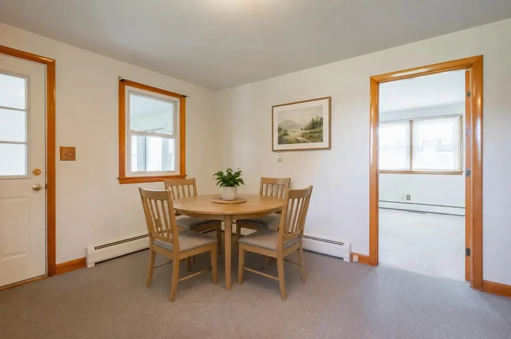9 Juniper Lane Nashua NH 03063