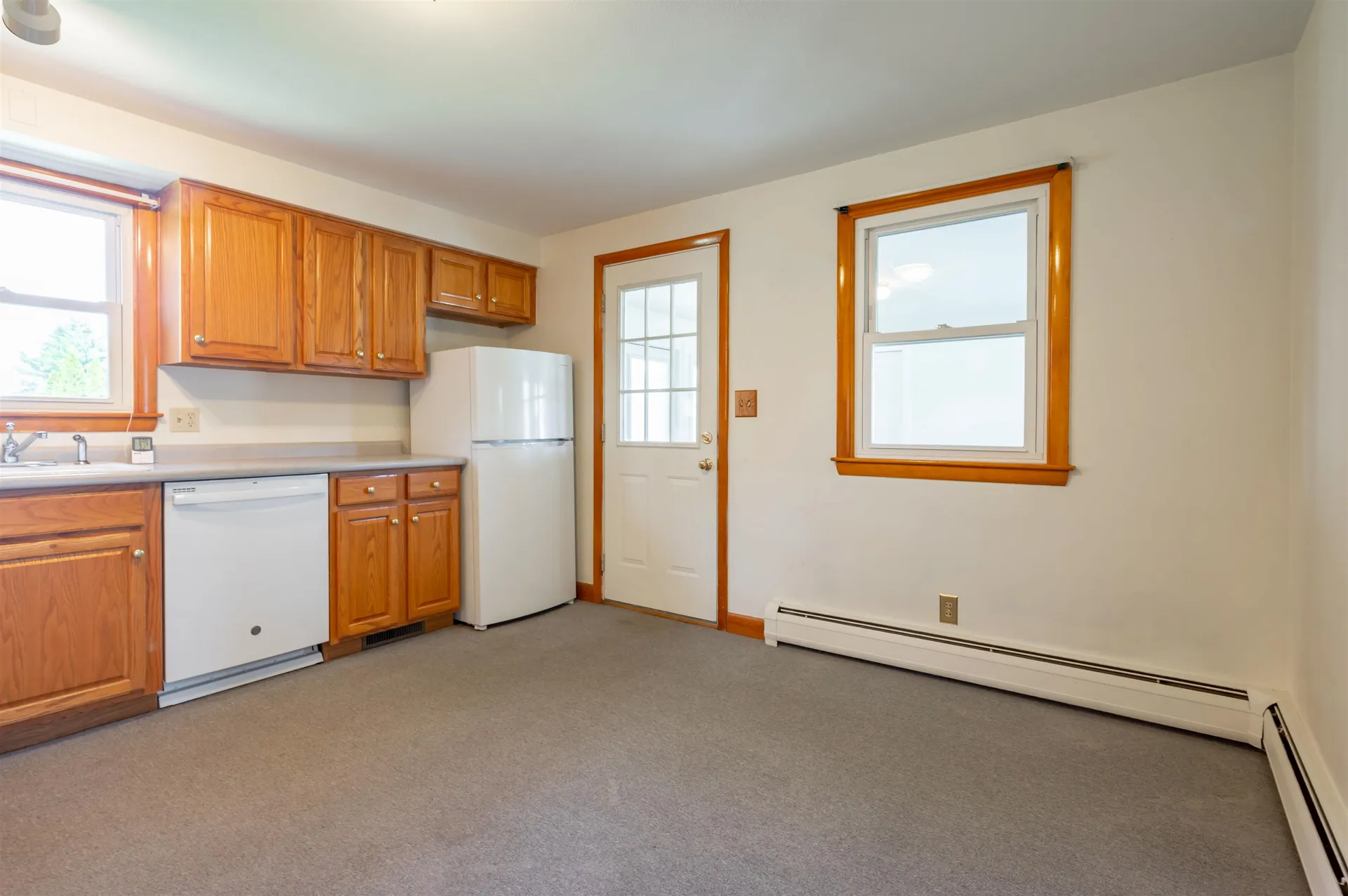 9 Juniper Lane Nashua NH 03063