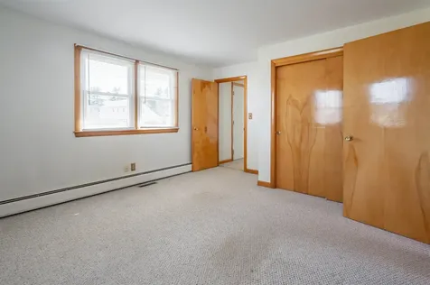 9 Juniper Lane Nashua NH 03063