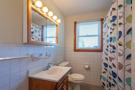 9 Juniper Lane Nashua NH 03063