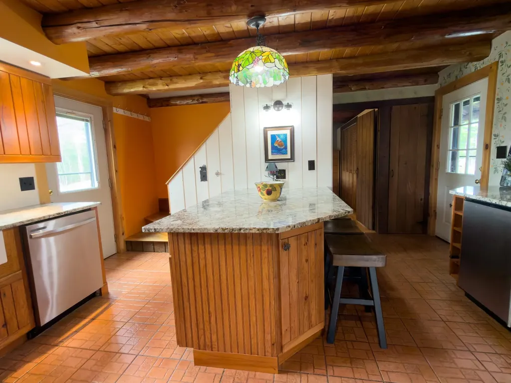 10 Duval Road Dalton NH 03598