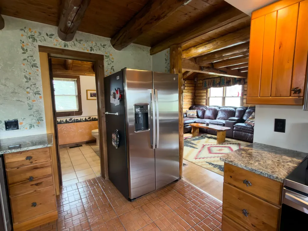 10 Duval Road Dalton NH 03598