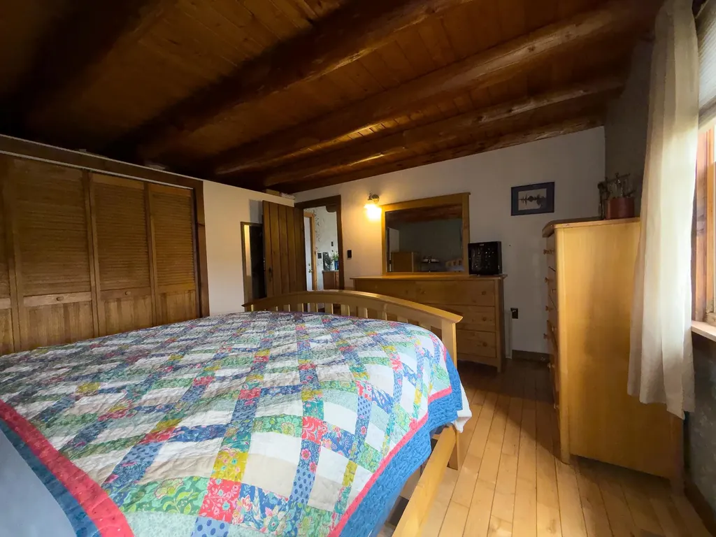 10 Duval Road Dalton NH 03598