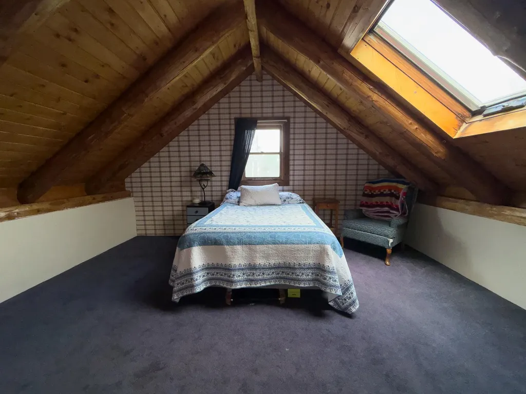 10 Duval Road Dalton NH 03598