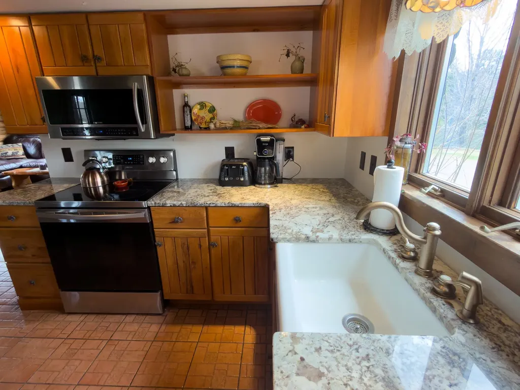 10 Duval Road Dalton NH 03598