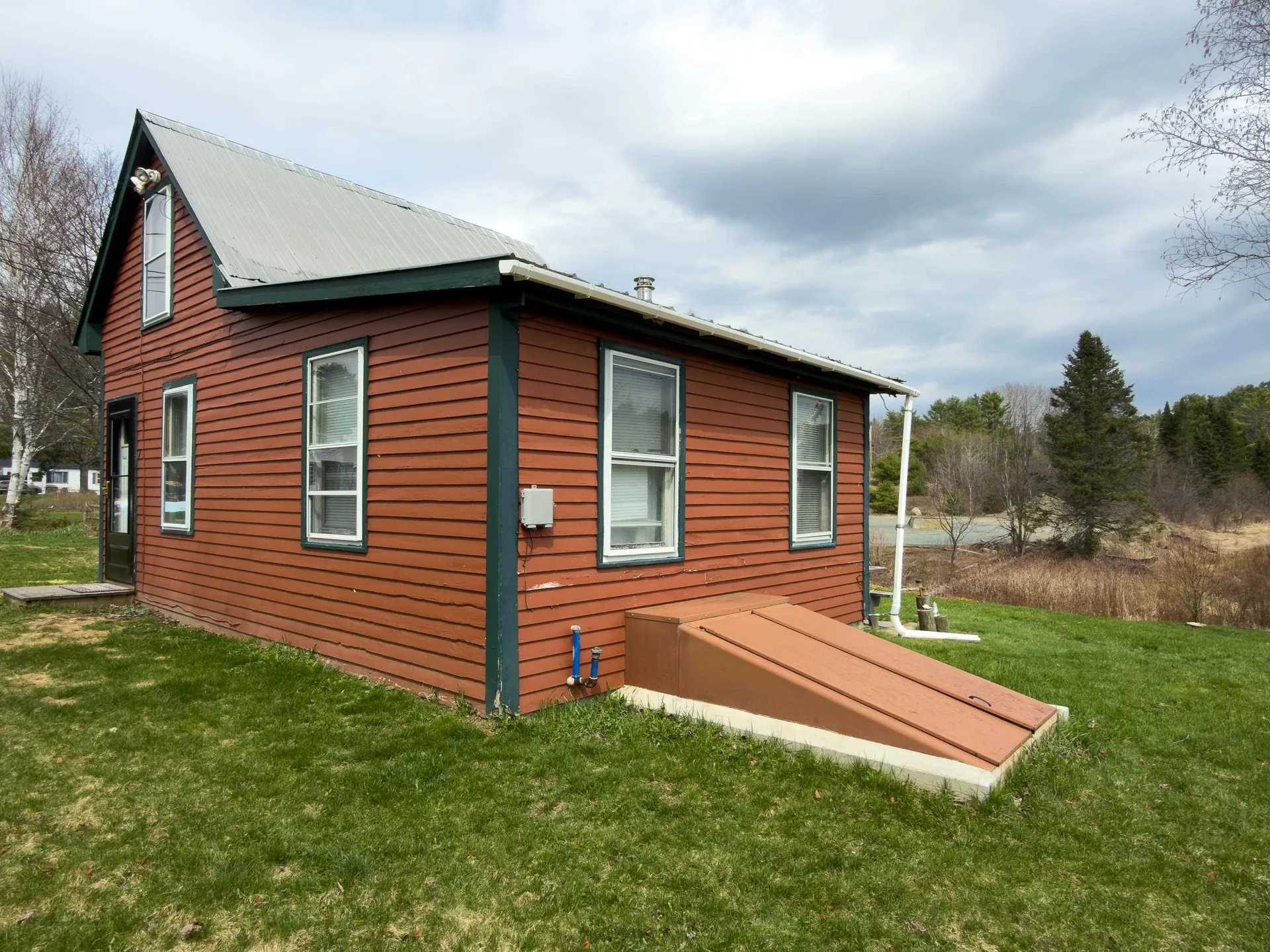 10 Duval Road Dalton NH 03598