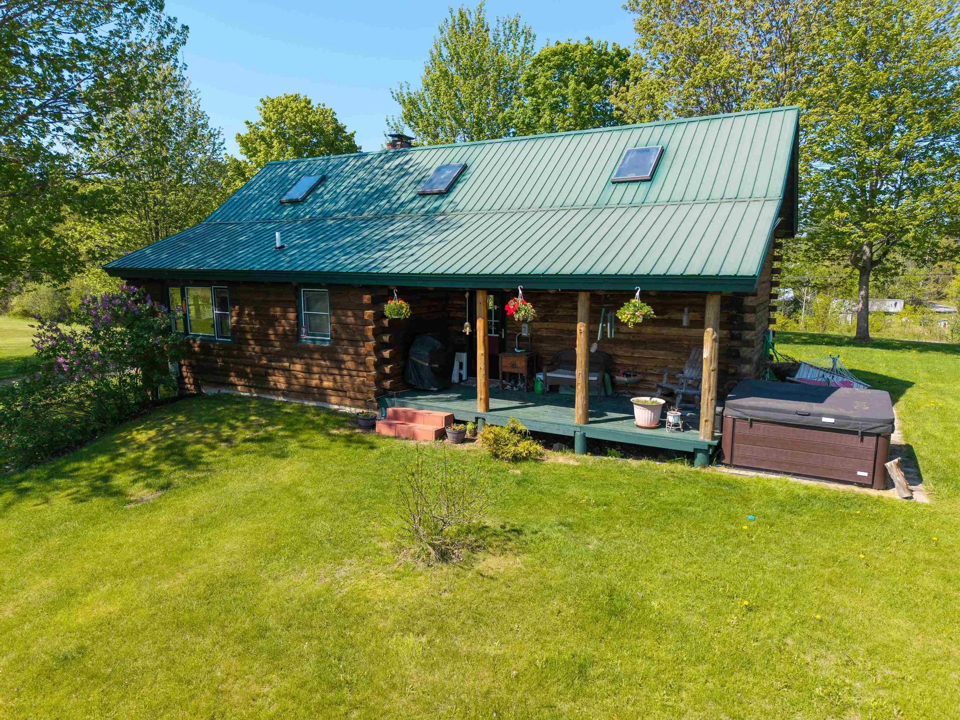10 Duval Road Dalton NH 03598