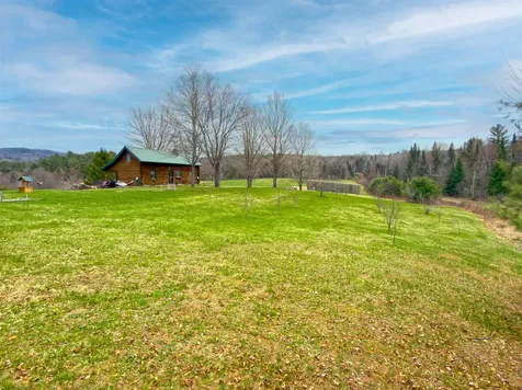 10 Duval Road Dalton NH 03598