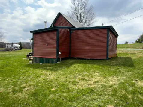 10 Duval Road Dalton NH 03598