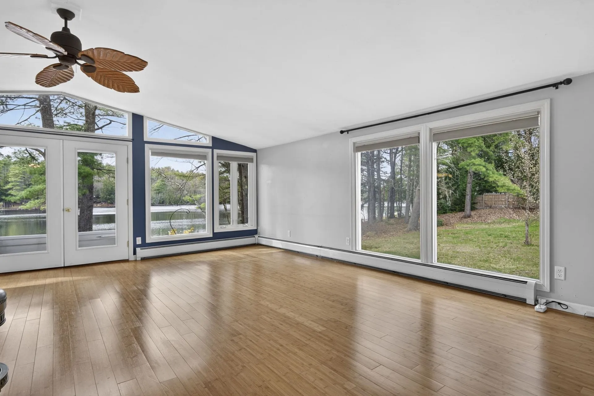 63 Concord Drive Webster NH 03303