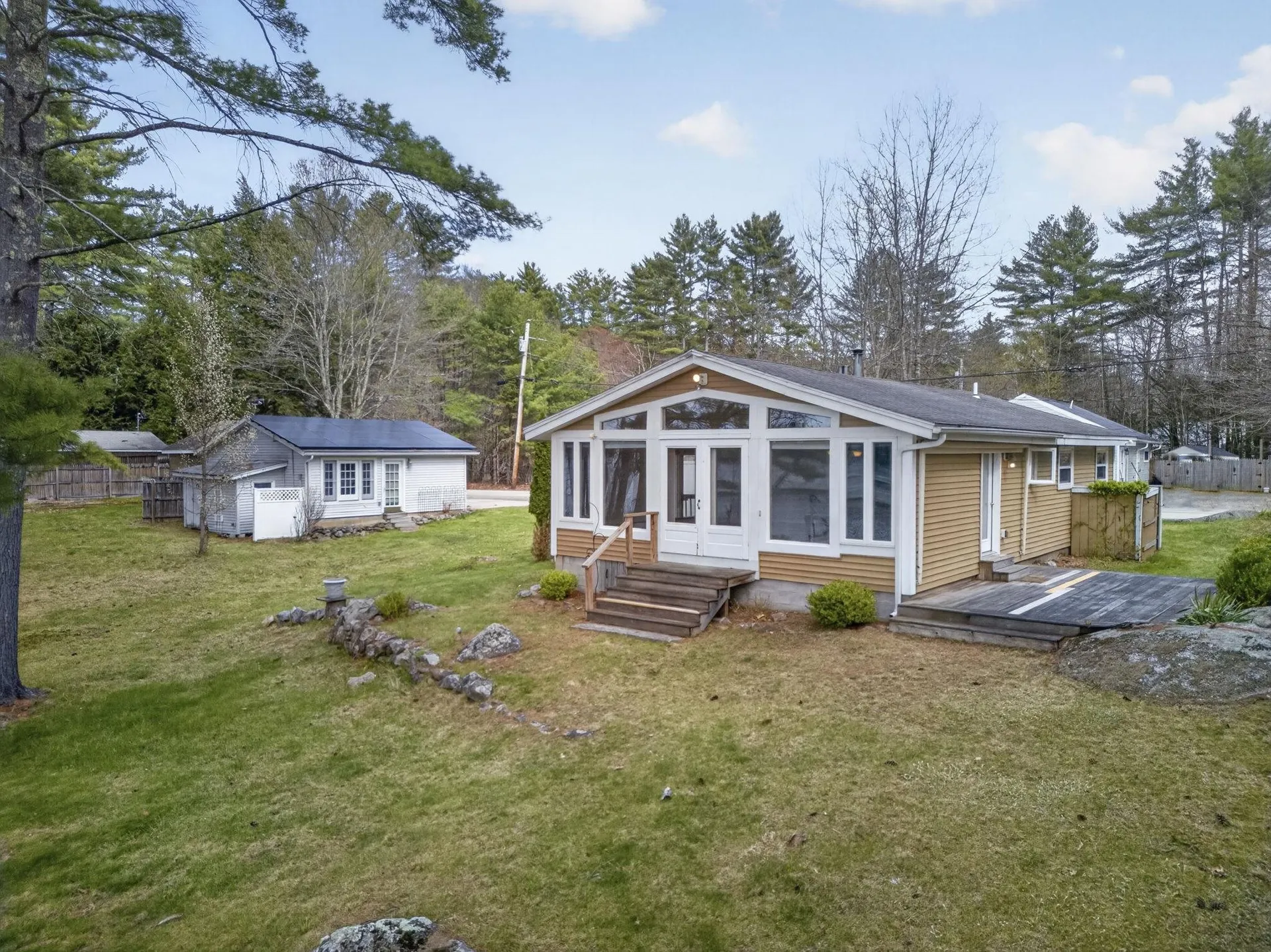 63 Concord Drive Webster NH 03303