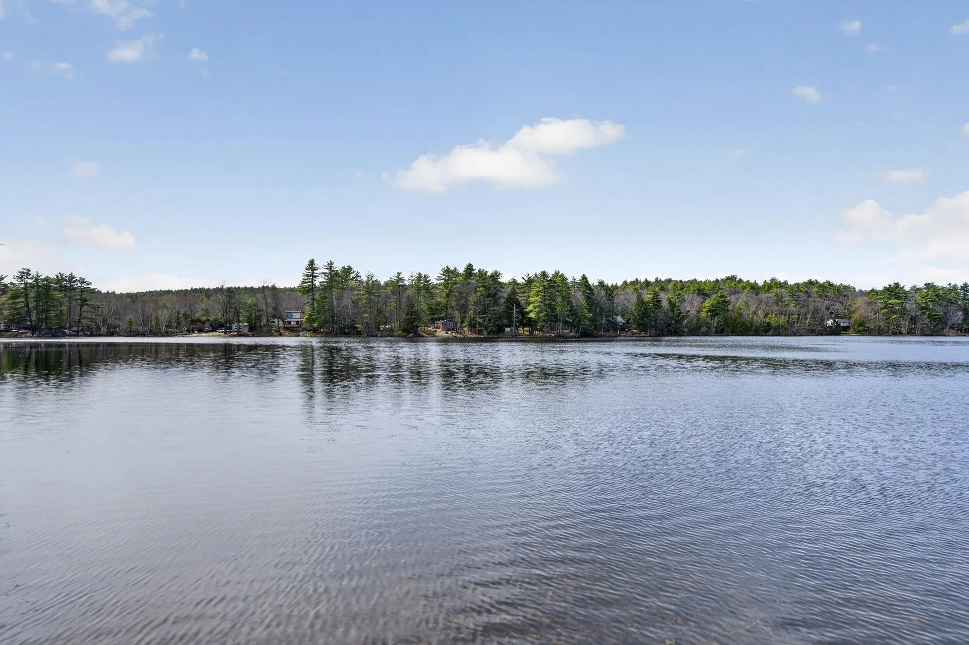 63 Concord Drive Webster NH 03303