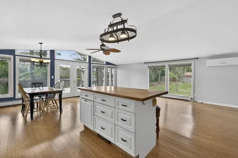 63 Concord Drive Webster NH 03303