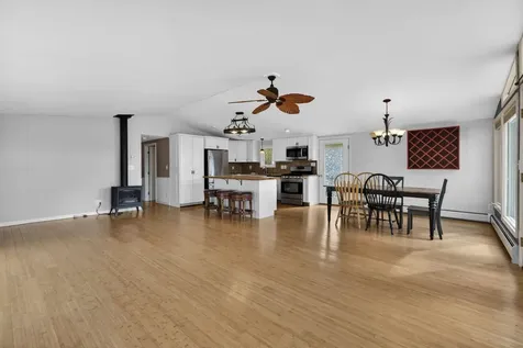 63 Concord Drive Webster NH 03303