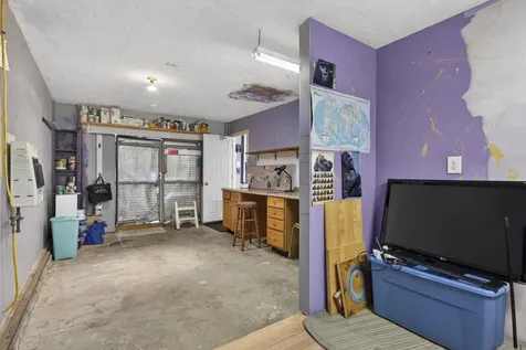 63 Concord Drive Webster NH 03303