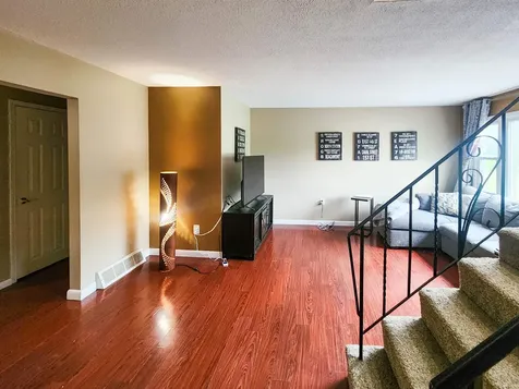7 Pine Isle Drive Derry NH 03038
