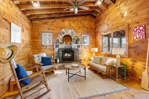 35 Otter Way Barrington NH 03825
