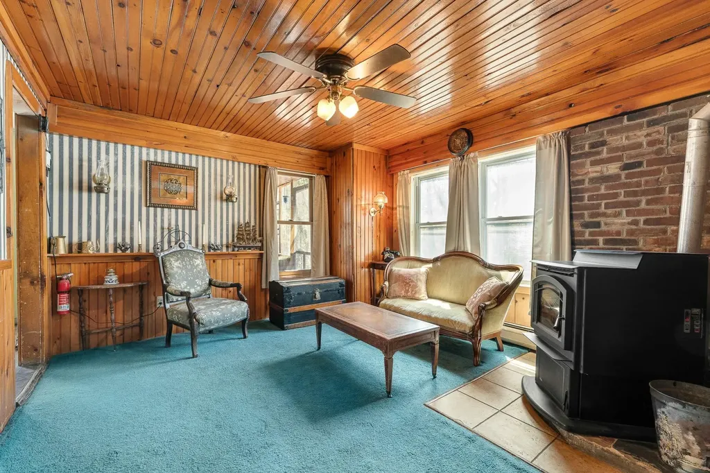 182 Brook Street Williamstown VT 05679