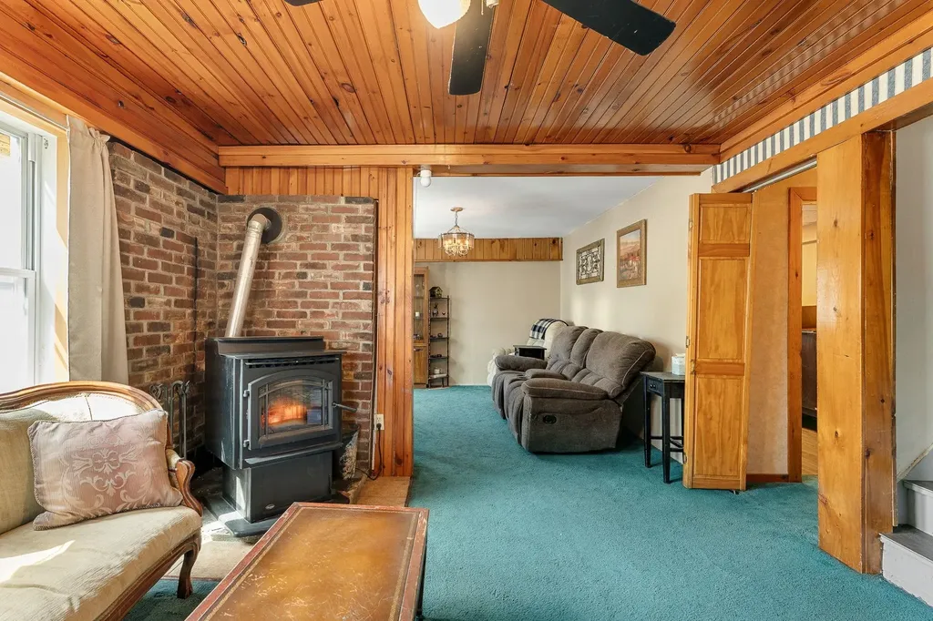182 Brook Street Williamstown VT 05679
