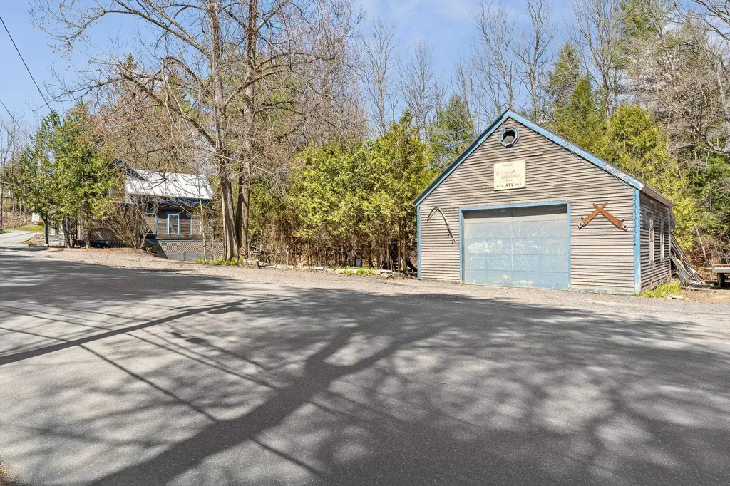 182 Brook Street Williamstown VT 05679