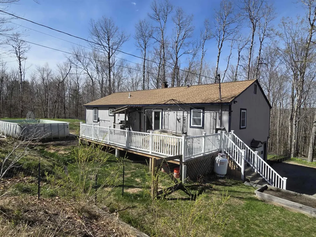 36 Grafton Pond Road Enfield NH 03748