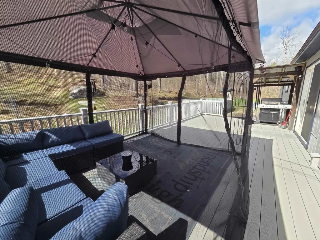 36 Grafton Pond Road Enfield NH 03748