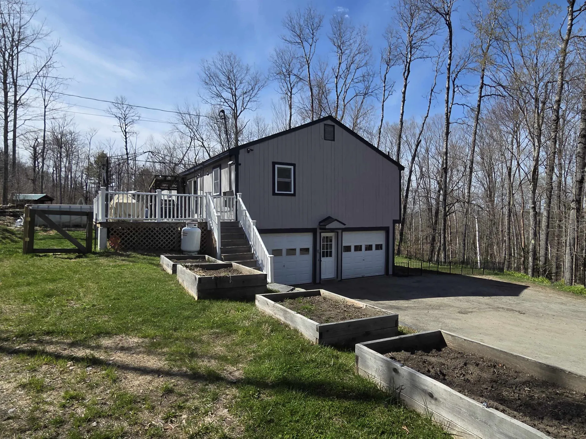 36 Grafton Pond Road Enfield NH 03748