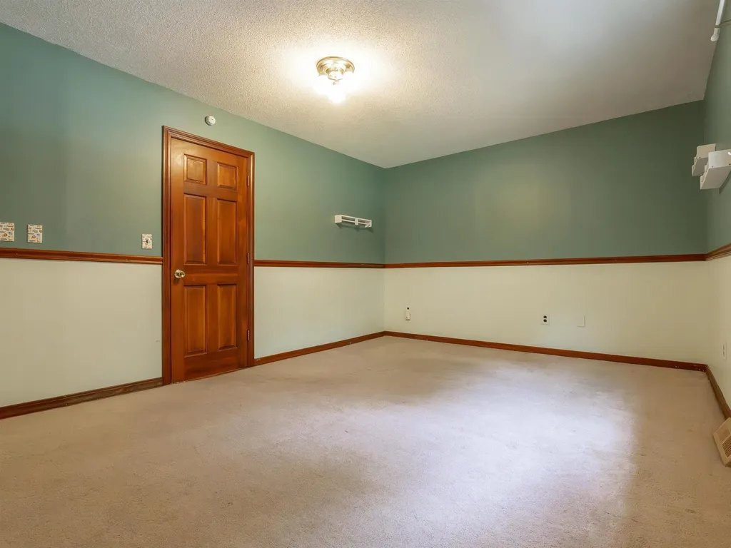 95 Plain Road Hinsdale NH 03451