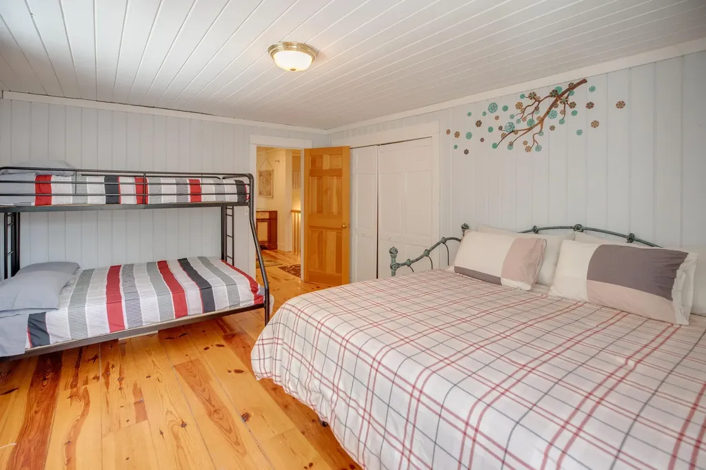 121 Eastern Corners Road Campton NH 03223