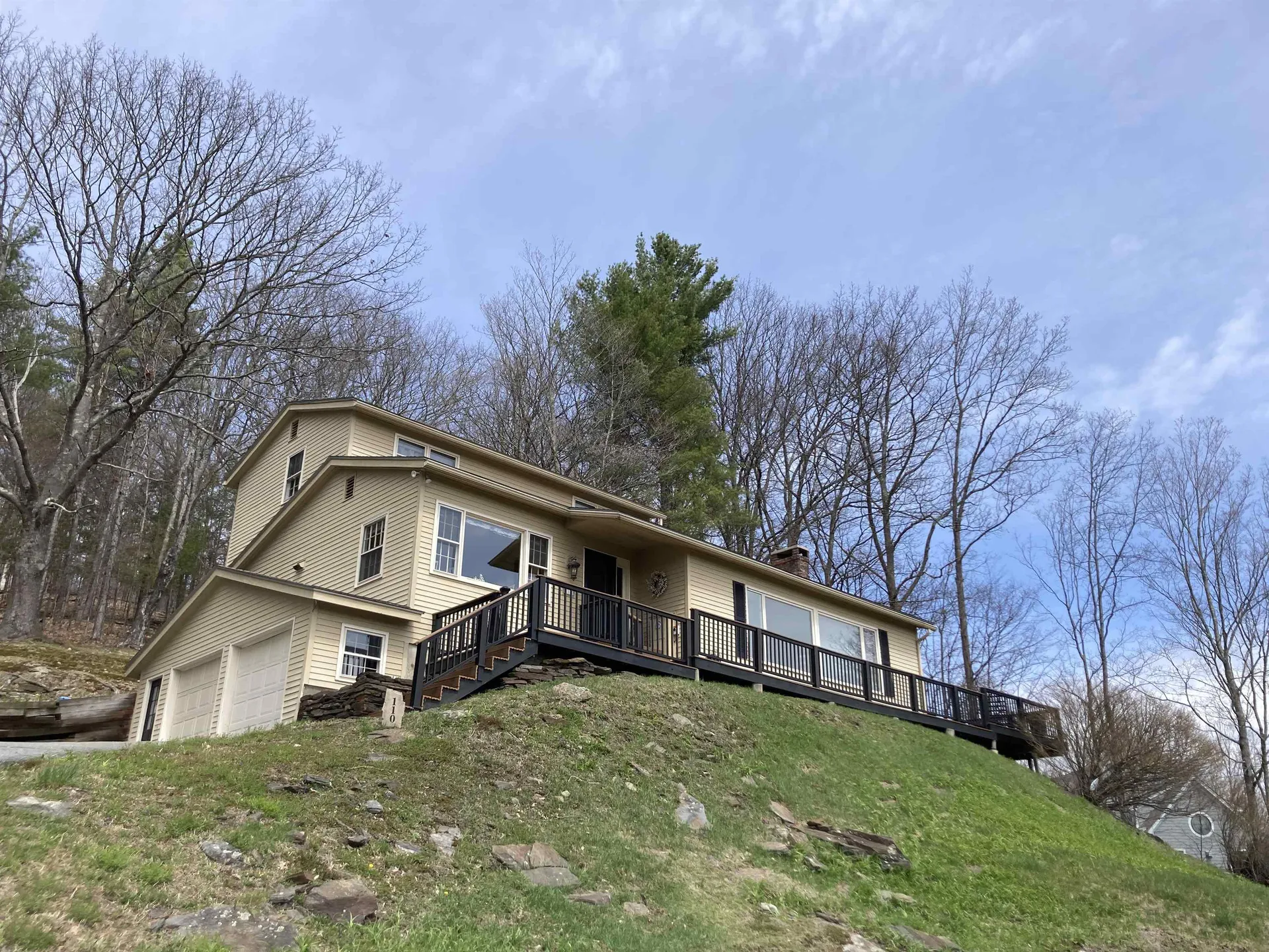 110 Golfview Lane Hartford VT 05059