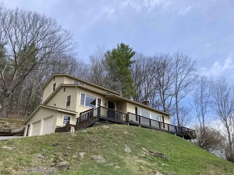 110 Golfview Lane Hartford VT 05059