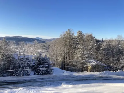 110 Golfview Lane Hartford VT 05059