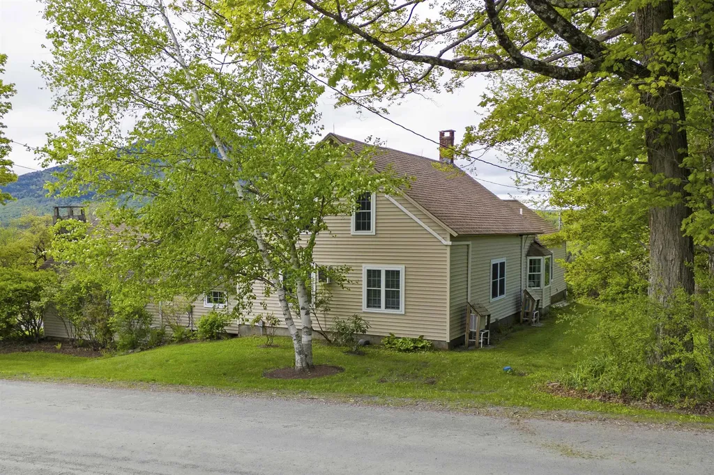 325 Cemetery Road West Windsor VT 05089