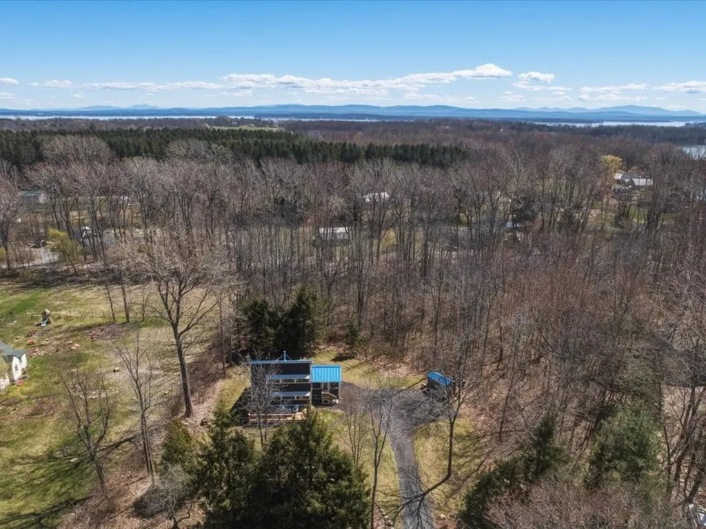 1233 Blockhouse Point Road North Hero VT 05474