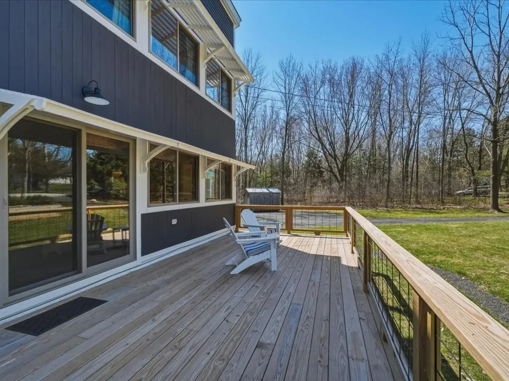 1233 Blockhouse Point Road North Hero VT 05474