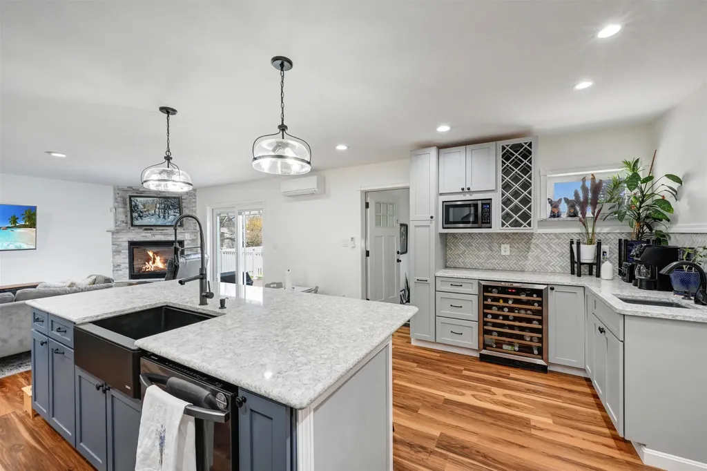 23 Thorpe Avenue St. Albans City VT 05478