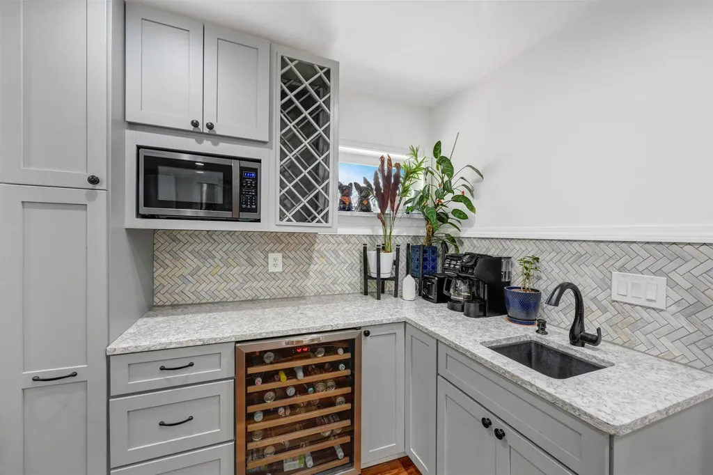 23 Thorpe Avenue St. Albans City VT 05478