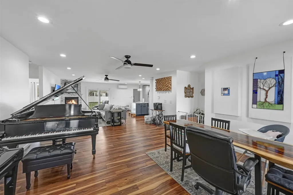 23 Thorpe Avenue St. Albans City VT 05478