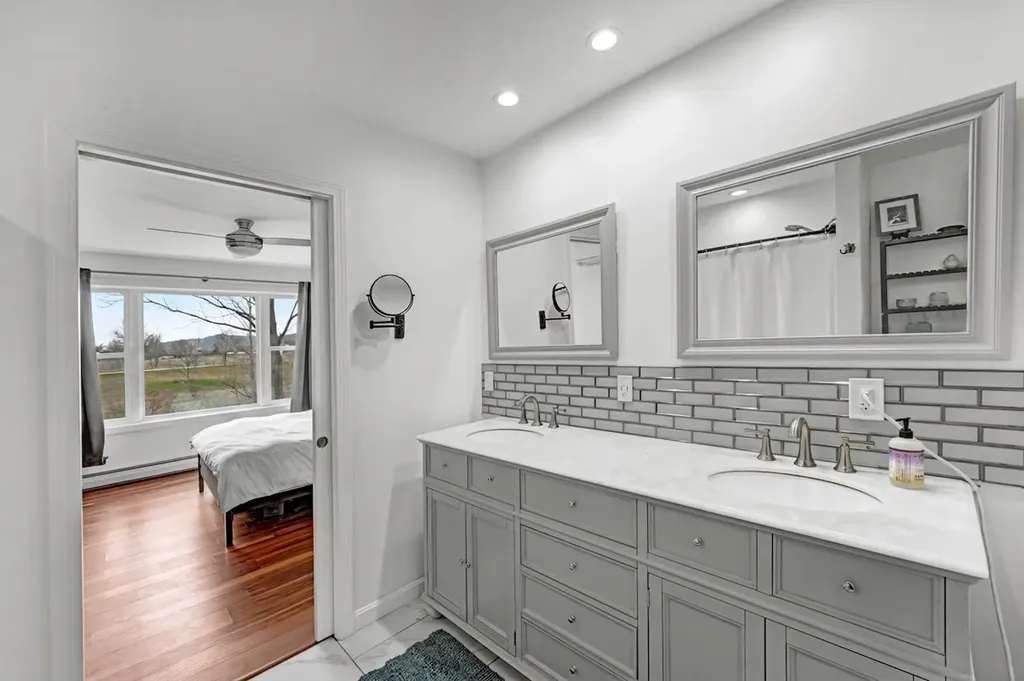 23 Thorpe Avenue St. Albans City VT 05478