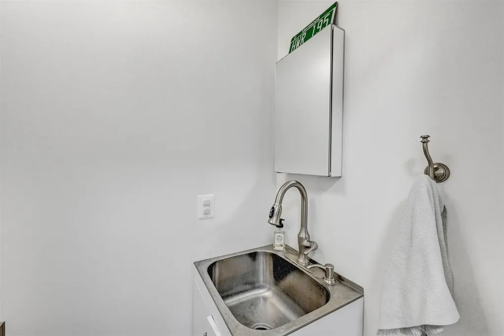 23 Thorpe Avenue St. Albans City VT 05478