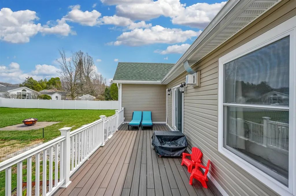 23 Thorpe Avenue St. Albans City VT 05478