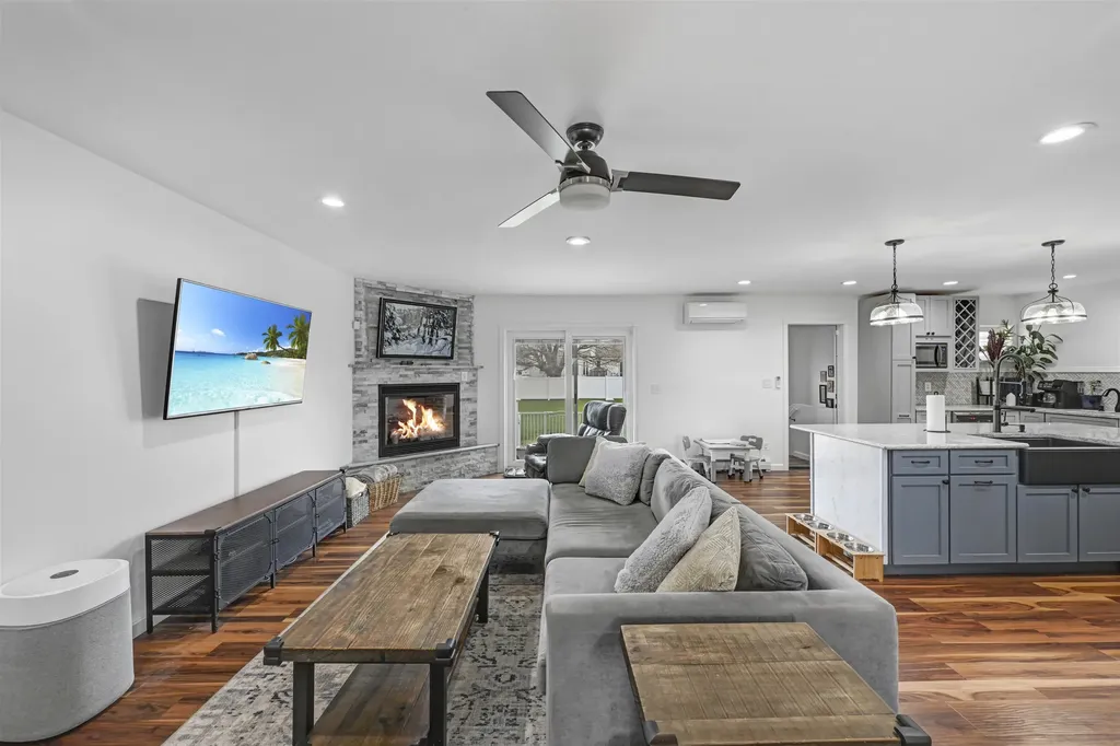 23 Thorpe Avenue St. Albans City VT 05478