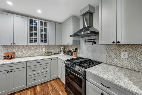 23 Thorpe Avenue St. Albans City VT 05478