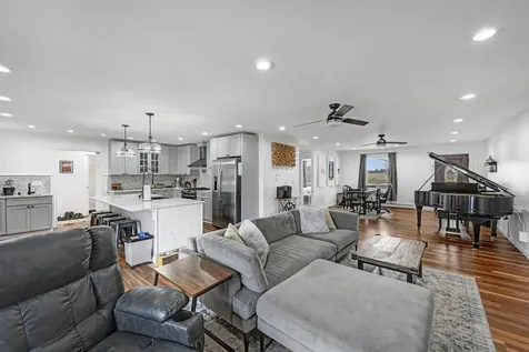 23 Thorpe Avenue St. Albans City VT 05478