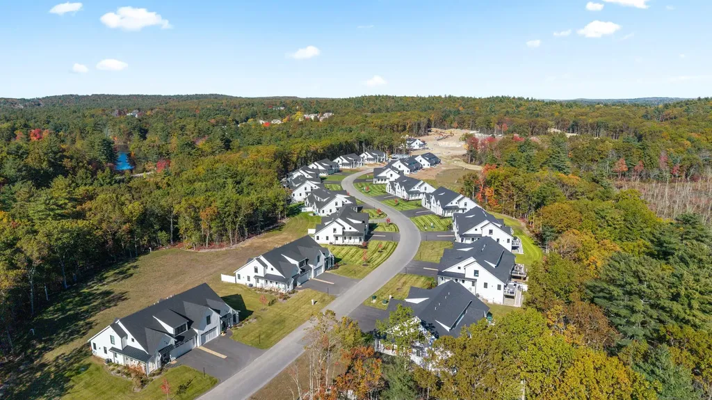 57 Trails Edge Road Windham NH 03087