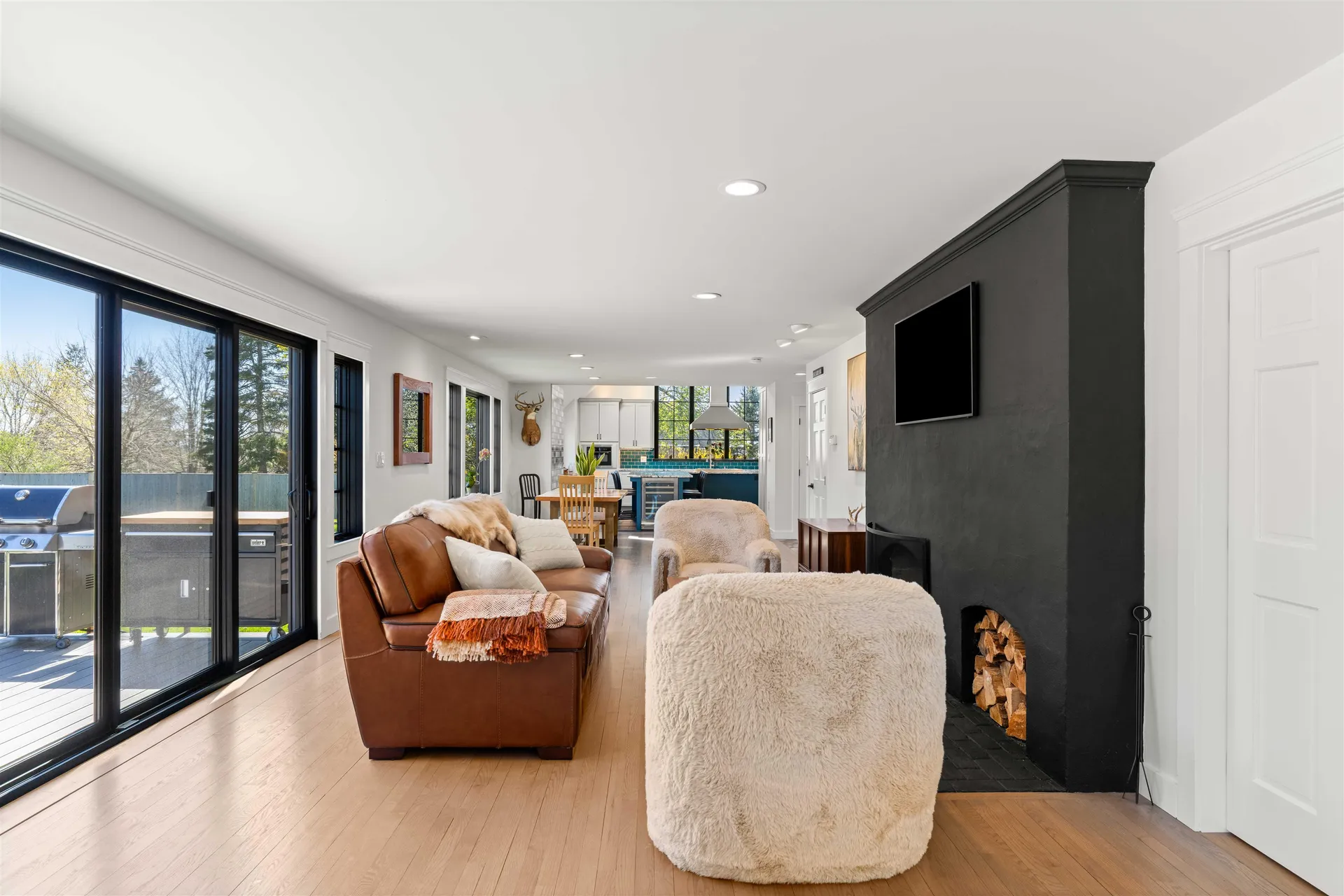 4 Apple Way Stratham NH 03885